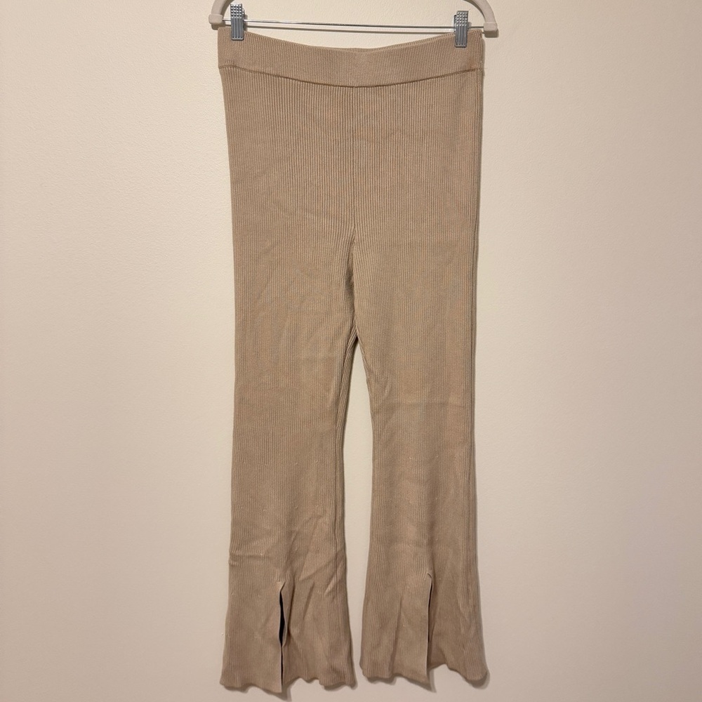 Abercrombie & Fitch Beige Ribbed Knit Flare Wide Leg Slit Pants Size Large